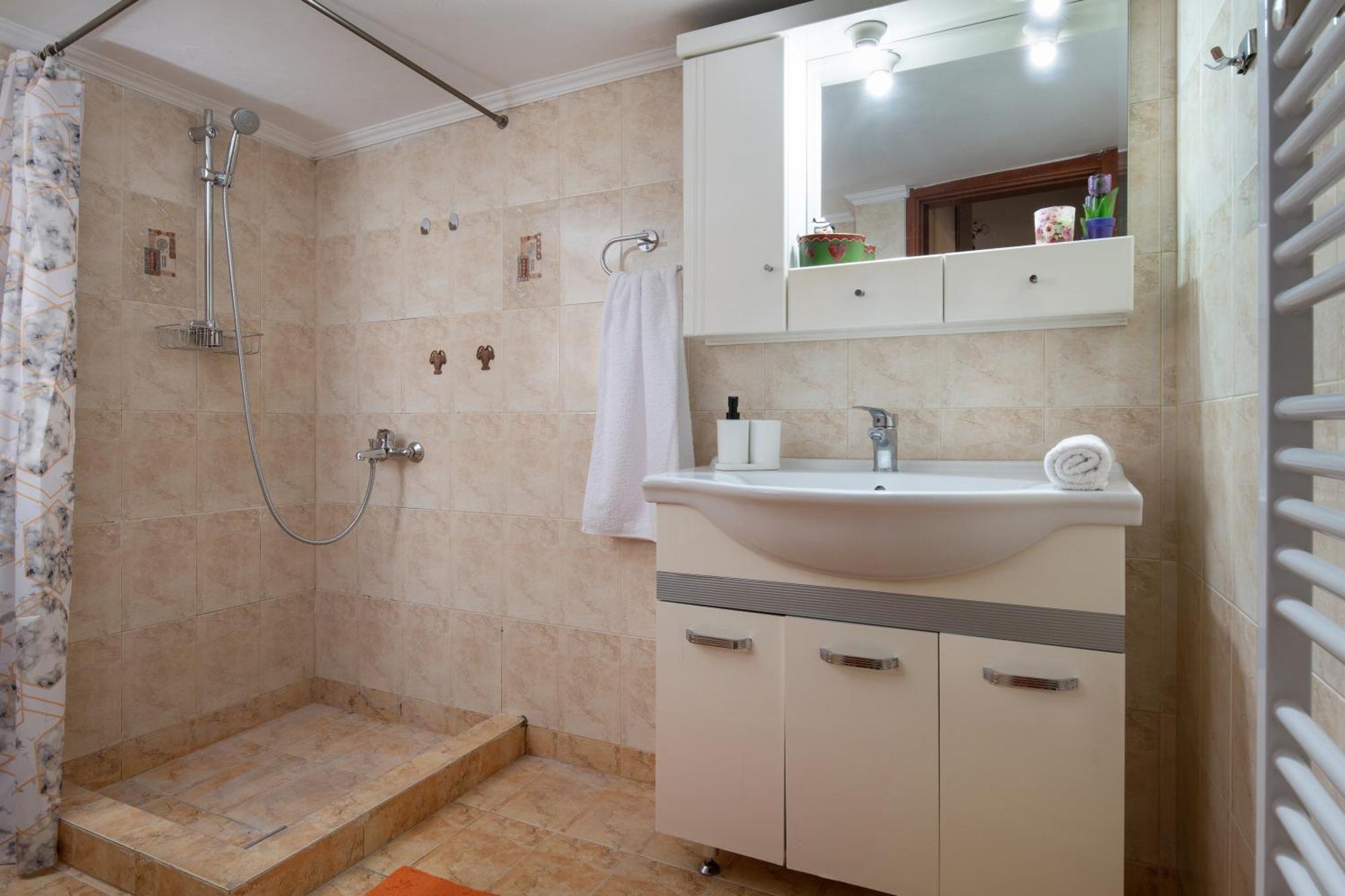 Άνεση Και Ευκολία, Σπίτι Συκιές. Apartment Thessaloniki Exterior photo